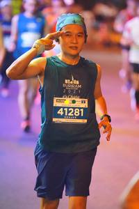 BIB: 2021, 41281
                            <button type="button" onclick="openModal(13775981)" class="btn btn-primary btn-sm float-right btn-popup" data-toggle="modal" data-target=".modal-high-quality">
                        <i class="fas fa-shopping-cart"></i> Add to Cart
                    </button>
                                            <button type="button" onclick="isThisMe(13775981, true)" class="btn btn-success btn-sm float-right btn-popup btn-isme hidden" data-toggle="tooltip" data-placement="bottom" title="นี่คือรูปของคุณใช่ไหม คลิกที่นี่เพื่อเอาเข้าอัลบั้ม">
                        <i class="fas fa-plus"></i> Add to album
                    </button>
                    <button type="button" onclick="isThisMe(13775981, false)" class="btn btn-warning btn-sm float-right btn-popup btn-isnotme hidden">
                        <i class="fas fa-ban"></i> Remove from album
                    </button>