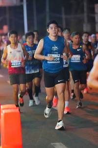 BIB: 408, 40385, 46356
                            <button type="button" onclick="openModal(13761507)" class="btn btn-primary btn-sm float-right btn-popup" data-toggle="modal" data-target=".modal-high-quality">
                        <i class="fas fa-shopping-cart"></i> Add to Cart
                    </button>
                                            <button type="button" onclick="isThisMe(13761507, true)" class="btn btn-success btn-sm float-right btn-popup btn-isme hidden" data-toggle="tooltip" data-placement="bottom" title="นี่คือรูปของคุณใช่ไหม คลิกที่นี่เพื่อเอาเข้าอัลบั้ม">
                        <i class="fas fa-plus"></i> Add to album
                    </button>
                    <button type="button" onclick="isThisMe(13761507, false)" class="btn btn-warning btn-sm float-right btn-popup btn-isnotme hidden">
                        <i class="fas fa-ban"></i> Remove from album
                    </button>