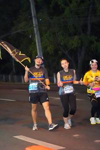 BIB: 411, 47524, 433
                            <button type="button" onclick="openModal(13721184)" class="btn btn-primary btn-sm float-right btn-popup" data-toggle="modal" data-target=".modal-high-quality">
                        <i class="fas fa-shopping-cart"></i> Add to Cart
                    </button>
                                            <button type="button" onclick="isThisMe(13721184, true)" class="btn btn-success btn-sm float-right btn-popup btn-isme hidden" data-toggle="tooltip" data-placement="bottom" title="นี่คือรูปของคุณใช่ไหม คลิกที่นี่เพื่อเอาเข้าอัลบั้ม">
                        <i class="fas fa-plus"></i> Add to album
                    </button>
                    <button type="button" onclick="isThisMe(13721184, false)" class="btn btn-warning btn-sm float-right btn-popup btn-isnotme hidden">
                        <i class="fas fa-ban"></i> Remove from album
                    </button>