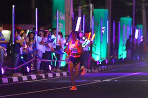 BIB: 413
                            <button type="button" onclick="openModal(13967424)" class="btn btn-primary btn-sm float-right btn-popup" data-toggle="modal" data-target=".modal-high-quality">
                        <i class="fas fa-shopping-cart"></i> Add to Cart
                    </button>
                                            <button type="button" onclick="isThisMe(13967424, true)" class="btn btn-success btn-sm float-right btn-popup btn-isme hidden" data-toggle="tooltip" data-placement="bottom" title="นี่คือรูปของคุณใช่ไหม คลิกที่นี่เพื่อเอาเข้าอัลบั้ม">
                        <i class="fas fa-plus"></i> Add to album
                    </button>
                    <button type="button" onclick="isThisMe(13967424, false)" class="btn btn-warning btn-sm float-right btn-popup btn-isnotme hidden">
                        <i class="fas fa-ban"></i> Remove from album
                    </button>