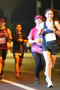 BIB: 0334, 771
                            <button type="button" onclick="openModal(14129123)" class="btn btn-primary btn-sm float-right btn-popup" data-toggle="modal" data-target=".modal-high-quality">
                        <i class="fas fa-shopping-cart"></i> Add to Cart
                    </button>
                                            <button type="button" onclick="isThisMe(14129123, true)" class="btn btn-success btn-sm float-right btn-popup btn-isme hidden" data-toggle="tooltip" data-placement="bottom" title="นี่คือรูปของคุณใช่ไหม คลิกที่นี่เพื่อเอาเข้าอัลบั้ม">
                        <i class="fas fa-plus"></i> Add to album
                    </button>
                    <button type="button" onclick="isThisMe(14129123, false)" class="btn btn-warning btn-sm float-right btn-popup btn-isnotme hidden">
                        <i class="fas fa-ban"></i> Remove from album
                    </button>