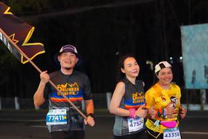 BIB: 77411, 47524, 43358
                            <button type="button" onclick="openModal(13721097)" class="btn btn-primary btn-sm float-right btn-popup" data-toggle="modal" data-target=".modal-high-quality">
                        <i class="fas fa-shopping-cart"></i> Add to Cart
                    </button>
                                            <button type="button" onclick="isThisMe(13721097, true)" class="btn btn-success btn-sm float-right btn-popup btn-isme hidden" data-toggle="tooltip" data-placement="bottom" title="นี่คือรูปของคุณใช่ไหม คลิกที่นี่เพื่อเอาเข้าอัลบั้ม">
                        <i class="fas fa-plus"></i> Add to album
                    </button>
                    <button type="button" onclick="isThisMe(13721097, false)" class="btn btn-warning btn-sm float-right btn-popup btn-isnotme hidden">
                        <i class="fas fa-ban"></i> Remove from album
                    </button>