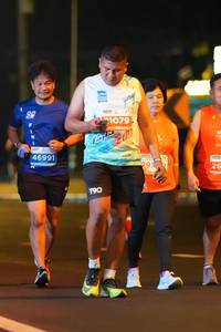 BIB: 1079, 46991, 293, 190
                            <button type="button" onclick="openModal(13909539)" class="btn btn-primary btn-sm float-right btn-popup" data-toggle="modal" data-target=".modal-high-quality">
                        <i class="fas fa-shopping-cart"></i> Add to Cart
                    </button>
                                            <button type="button" onclick="isThisMe(13909539, true)" class="btn btn-success btn-sm float-right btn-popup btn-isme hidden" data-toggle="tooltip" data-placement="bottom" title="นี่คือรูปของคุณใช่ไหม คลิกที่นี่เพื่อเอาเข้าอัลบั้ม">
                        <i class="fas fa-plus"></i> Add to album
                    </button>
                    <button type="button" onclick="isThisMe(13909539, false)" class="btn btn-warning btn-sm float-right btn-popup btn-isnotme hidden">
                        <i class="fas fa-ban"></i> Remove from album
                    </button>