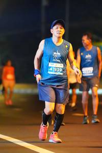 BIB: 41939
                            <button type="button" onclick="openModal(13899265)" class="btn btn-primary btn-sm float-right btn-popup" data-toggle="modal" data-target=".modal-high-quality">
                        <i class="fas fa-shopping-cart"></i> Add to Cart
                    </button>
                                            <button type="button" onclick="isThisMe(13899265, true)" class="btn btn-success btn-sm float-right btn-popup btn-isme hidden" data-toggle="tooltip" data-placement="bottom" title="นี่คือรูปของคุณใช่ไหม คลิกที่นี่เพื่อเอาเข้าอัลบั้ม">
                        <i class="fas fa-plus"></i> Add to album
                    </button>
                    <button type="button" onclick="isThisMe(13899265, false)" class="btn btn-warning btn-sm float-right btn-popup btn-isnotme hidden">
                        <i class="fas fa-ban"></i> Remove from album
                    </button>