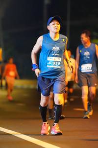 BIB: 41939
                            <button type="button" onclick="openModal(13899314)" class="btn btn-primary btn-sm float-right btn-popup" data-toggle="modal" data-target=".modal-high-quality">
                        <i class="fas fa-shopping-cart"></i> Add to Cart
                    </button>
                                            <button type="button" onclick="isThisMe(13899314, true)" class="btn btn-success btn-sm float-right btn-popup btn-isme hidden" data-toggle="tooltip" data-placement="bottom" title="นี่คือรูปของคุณใช่ไหม คลิกที่นี่เพื่อเอาเข้าอัลบั้ม">
                        <i class="fas fa-plus"></i> Add to album
                    </button>
                    <button type="button" onclick="isThisMe(13899314, false)" class="btn btn-warning btn-sm float-right btn-popup btn-isnotme hidden">
                        <i class="fas fa-ban"></i> Remove from album
                    </button>