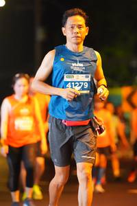 BIB: 202, 41279
                            <button type="button" onclick="openModal(13890677)" class="btn btn-primary btn-sm float-right btn-popup" data-toggle="modal" data-target=".modal-high-quality">
                        <i class="fas fa-shopping-cart"></i> Add to Cart
                    </button>
                                            <button type="button" onclick="isThisMe(13890677, true)" class="btn btn-success btn-sm float-right btn-popup btn-isme hidden" data-toggle="tooltip" data-placement="bottom" title="นี่คือรูปของคุณใช่ไหม คลิกที่นี่เพื่อเอาเข้าอัลบั้ม">
                        <i class="fas fa-plus"></i> Add to album
                    </button>
                    <button type="button" onclick="isThisMe(13890677, false)" class="btn btn-warning btn-sm float-right btn-popup btn-isnotme hidden">
                        <i class="fas fa-ban"></i> Remove from album
                    </button>