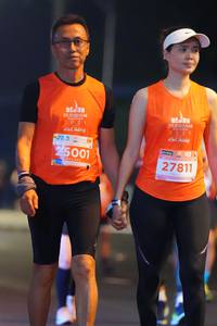 BIB: 2021, 25001, 27811
                            <button type="button" onclick="openModal(13865955)" class="btn btn-primary btn-sm float-right btn-popup" data-toggle="modal" data-target=".modal-high-quality">
                        <i class="fas fa-shopping-cart"></i> Add to Cart
                    </button>
                                            <button type="button" onclick="isThisMe(13865955, true)" class="btn btn-success btn-sm float-right btn-popup btn-isme hidden" data-toggle="tooltip" data-placement="bottom" title="นี่คือรูปของคุณใช่ไหม คลิกที่นี่เพื่อเอาเข้าอัลบั้ม">
                        <i class="fas fa-plus"></i> Add to album
                    </button>
                    <button type="button" onclick="isThisMe(13865955, false)" class="btn btn-warning btn-sm float-right btn-popup btn-isnotme hidden">
                        <i class="fas fa-ban"></i> Remove from album
                    </button>
