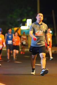 BIB: 99220
                            <button type="button" onclick="openModal(13870614)" class="btn btn-primary btn-sm float-right btn-popup" data-toggle="modal" data-target=".modal-high-quality">
                        <i class="fas fa-shopping-cart"></i> Add to Cart
                    </button>
                                            <button type="button" onclick="isThisMe(13870614, true)" class="btn btn-success btn-sm float-right btn-popup btn-isme hidden" data-toggle="tooltip" data-placement="bottom" title="นี่คือรูปของคุณใช่ไหม คลิกที่นี่เพื่อเอาเข้าอัลบั้ม">
                        <i class="fas fa-plus"></i> Add to album
                    </button>
                    <button type="button" onclick="isThisMe(13870614, false)" class="btn btn-warning btn-sm float-right btn-popup btn-isnotme hidden">
                        <i class="fas fa-ban"></i> Remove from album
                    </button>