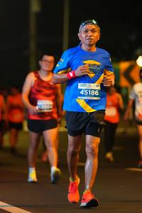 BIB: 45186
                            <button type="button" onclick="openModal(13917696)" class="btn btn-primary btn-sm float-right btn-popup" data-toggle="modal" data-target=".modal-high-quality">
                        <i class="fas fa-shopping-cart"></i> Add to Cart
                    </button>
                                            <button type="button" onclick="isThisMe(13917696, true)" class="btn btn-success btn-sm float-right btn-popup btn-isme hidden" data-toggle="tooltip" data-placement="bottom" title="นี่คือรูปของคุณใช่ไหม คลิกที่นี่เพื่อเอาเข้าอัลบั้ม">
                        <i class="fas fa-plus"></i> Add to album
                    </button>
                    <button type="button" onclick="isThisMe(13917696, false)" class="btn btn-warning btn-sm float-right btn-popup btn-isnotme hidden">
                        <i class="fas fa-ban"></i> Remove from album
                    </button>