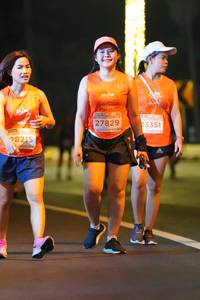 BIB: 27829, 23351, 28215
                            <button type="button" onclick="openModal(13903484)" class="btn btn-primary btn-sm float-right btn-popup" data-toggle="modal" data-target=".modal-high-quality">
                        <i class="fas fa-shopping-cart"></i> Add to Cart
                    </button>
                                            <button type="button" onclick="isThisMe(13903484, true)" class="btn btn-success btn-sm float-right btn-popup btn-isme hidden" data-toggle="tooltip" data-placement="bottom" title="นี่คือรูปของคุณใช่ไหม คลิกที่นี่เพื่อเอาเข้าอัลบั้ม">
                        <i class="fas fa-plus"></i> Add to album
                    </button>
                    <button type="button" onclick="isThisMe(13903484, false)" class="btn btn-warning btn-sm float-right btn-popup btn-isnotme hidden">
                        <i class="fas fa-ban"></i> Remove from album
                    </button>