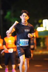 BIB: 41604
                            <button type="button" onclick="openModal(13925011)" class="btn btn-primary btn-sm float-right btn-popup" data-toggle="modal" data-target=".modal-high-quality">
                        <i class="fas fa-shopping-cart"></i> Add to Cart
                    </button>
                                            <button type="button" onclick="isThisMe(13925011, true)" class="btn btn-success btn-sm float-right btn-popup btn-isme hidden" data-toggle="tooltip" data-placement="bottom" title="นี่คือรูปของคุณใช่ไหม คลิกที่นี่เพื่อเอาเข้าอัลบั้ม">
                        <i class="fas fa-plus"></i> Add to album
                    </button>
                    <button type="button" onclick="isThisMe(13925011, false)" class="btn btn-warning btn-sm float-right btn-popup btn-isnotme hidden">
                        <i class="fas fa-ban"></i> Remove from album
                    </button>