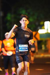 BIB: 41604
                            <button type="button" onclick="openModal(13924954)" class="btn btn-primary btn-sm float-right btn-popup" data-toggle="modal" data-target=".modal-high-quality">
                        <i class="fas fa-shopping-cart"></i> Add to Cart
                    </button>
                                            <button type="button" onclick="isThisMe(13924954, true)" class="btn btn-success btn-sm float-right btn-popup btn-isme hidden" data-toggle="tooltip" data-placement="bottom" title="นี่คือรูปของคุณใช่ไหม คลิกที่นี่เพื่อเอาเข้าอัลบั้ม">
                        <i class="fas fa-plus"></i> Add to album
                    </button>
                    <button type="button" onclick="isThisMe(13924954, false)" class="btn btn-warning btn-sm float-right btn-popup btn-isnotme hidden">
                        <i class="fas fa-ban"></i> Remove from album
                    </button>