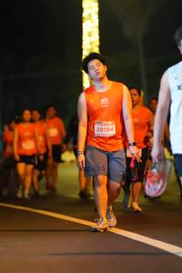 BIB: 28194
                            <button type="button" onclick="openModal(13896007)" class="btn btn-primary btn-sm float-right btn-popup" data-toggle="modal" data-target=".modal-high-quality">
                        <i class="fas fa-shopping-cart"></i> Add to Cart
                    </button>
                                            <button type="button" onclick="isThisMe(13896007, true)" class="btn btn-success btn-sm float-right btn-popup btn-isme hidden" data-toggle="tooltip" data-placement="bottom" title="นี่คือรูปของคุณใช่ไหม คลิกที่นี่เพื่อเอาเข้าอัลบั้ม">
                        <i class="fas fa-plus"></i> Add to album
                    </button>
                    <button type="button" onclick="isThisMe(13896007, false)" class="btn btn-warning btn-sm float-right btn-popup btn-isnotme hidden">
                        <i class="fas fa-ban"></i> Remove from album
                    </button>