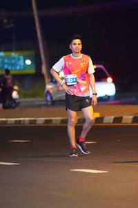 BIB: 1654
                            <button type="button" onclick="openModal(13890979)" class="btn btn-primary btn-sm float-right btn-popup" data-toggle="modal" data-target=".modal-high-quality">
                        <i class="fas fa-shopping-cart"></i> Add to Cart
                    </button>
                                            <button type="button" onclick="isThisMe(13890979, true)" class="btn btn-success btn-sm float-right btn-popup btn-isme hidden" data-toggle="tooltip" data-placement="bottom" title="นี่คือรูปของคุณใช่ไหม คลิกที่นี่เพื่อเอาเข้าอัลบั้ม">
                        <i class="fas fa-plus"></i> Add to album
                    </button>
                    <button type="button" onclick="isThisMe(13890979, false)" class="btn btn-warning btn-sm float-right btn-popup btn-isnotme hidden">
                        <i class="fas fa-ban"></i> Remove from album
                    </button>