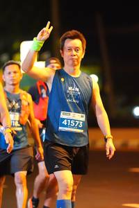 BIB: 202, 41573
                            <button type="button" onclick="openModal(13957226)" class="btn btn-primary btn-sm float-right btn-popup" data-toggle="modal" data-target=".modal-high-quality">
                        <i class="fas fa-shopping-cart"></i> Add to Cart
                    </button>
                                            <button type="button" onclick="isThisMe(13957226, true)" class="btn btn-success btn-sm float-right btn-popup btn-isme hidden" data-toggle="tooltip" data-placement="bottom" title="นี่คือรูปของคุณใช่ไหม คลิกที่นี่เพื่อเอาเข้าอัลบั้ม">
                        <i class="fas fa-plus"></i> Add to album
                    </button>
                    <button type="button" onclick="isThisMe(13957226, false)" class="btn btn-warning btn-sm float-right btn-popup btn-isnotme hidden">
                        <i class="fas fa-ban"></i> Remove from album
                    </button>