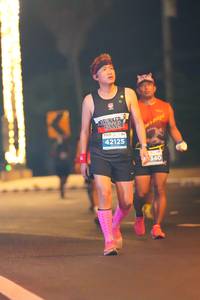 BIB: 42125, 340
                            <button type="button" onclick="openModal(14046027)" class="btn btn-primary btn-sm float-right btn-popup" data-toggle="modal" data-target=".modal-high-quality">
                        <i class="fas fa-shopping-cart"></i> Add to Cart
                    </button>
                                            <button type="button" onclick="isThisMe(14046027, true)" class="btn btn-success btn-sm float-right btn-popup btn-isme hidden" data-toggle="tooltip" data-placement="bottom" title="นี่คือรูปของคุณใช่ไหม คลิกที่นี่เพื่อเอาเข้าอัลบั้ม">
                        <i class="fas fa-plus"></i> Add to album
                    </button>
                    <button type="button" onclick="isThisMe(14046027, false)" class="btn btn-warning btn-sm float-right btn-popup btn-isnotme hidden">
                        <i class="fas fa-ban"></i> Remove from album
                    </button>