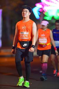 BIB: 25876, 28459
                            <button type="button" onclick="openModal(13797143)" class="btn btn-primary btn-sm float-right btn-popup" data-toggle="modal" data-target=".modal-high-quality">
                        <i class="fas fa-shopping-cart"></i> Add to Cart
                    </button>
                                            <button type="button" onclick="isThisMe(13797143, true)" class="btn btn-success btn-sm float-right btn-popup btn-isme hidden" data-toggle="tooltip" data-placement="bottom" title="นี่คือรูปของคุณใช่ไหม คลิกที่นี่เพื่อเอาเข้าอัลบั้ม">
                        <i class="fas fa-plus"></i> Add to album
                    </button>
                    <button type="button" onclick="isThisMe(13797143, false)" class="btn btn-warning btn-sm float-right btn-popup btn-isnotme hidden">
                        <i class="fas fa-ban"></i> Remove from album
                    </button>