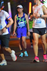 BIB: 037, 42386
                            <button type="button" onclick="openModal(13822810)" class="btn btn-primary btn-sm float-right btn-popup" data-toggle="modal" data-target=".modal-high-quality">
                        <i class="fas fa-shopping-cart"></i> Add to Cart
                    </button>
                                            <button type="button" onclick="isThisMe(13822810, true)" class="btn btn-success btn-sm float-right btn-popup btn-isme hidden" data-toggle="tooltip" data-placement="bottom" title="นี่คือรูปของคุณใช่ไหม คลิกที่นี่เพื่อเอาเข้าอัลบั้ม">
                        <i class="fas fa-plus"></i> Add to album
                    </button>
                    <button type="button" onclick="isThisMe(13822810, false)" class="btn btn-warning btn-sm float-right btn-popup btn-isnotme hidden">
                        <i class="fas fa-ban"></i> Remove from album
                    </button>