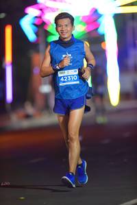 BIB: 42310
                            <button type="button" onclick="openModal(13803073)" class="btn btn-primary btn-sm float-right btn-popup" data-toggle="modal" data-target=".modal-high-quality">
                        <i class="fas fa-shopping-cart"></i> Add to Cart
                    </button>
                                            <button type="button" onclick="isThisMe(13803073, true)" class="btn btn-success btn-sm float-right btn-popup btn-isme hidden" data-toggle="tooltip" data-placement="bottom" title="นี่คือรูปของคุณใช่ไหม คลิกที่นี่เพื่อเอาเข้าอัลบั้ม">
                        <i class="fas fa-plus"></i> Add to album
                    </button>
                    <button type="button" onclick="isThisMe(13803073, false)" class="btn btn-warning btn-sm float-right btn-popup btn-isnotme hidden">
                        <i class="fas fa-ban"></i> Remove from album
                    </button>