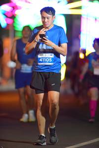 BIB: 41105
                            <button type="button" onclick="openModal(13799691)" class="btn btn-primary btn-sm float-right btn-popup" data-toggle="modal" data-target=".modal-high-quality">
                        <i class="fas fa-shopping-cart"></i> Add to Cart
                    </button>
                                            <button type="button" onclick="isThisMe(13799691, true)" class="btn btn-success btn-sm float-right btn-popup btn-isme hidden" data-toggle="tooltip" data-placement="bottom" title="นี่คือรูปของคุณใช่ไหม คลิกที่นี่เพื่อเอาเข้าอัลบั้ม">
                        <i class="fas fa-plus"></i> Add to album
                    </button>
                    <button type="button" onclick="isThisMe(13799691, false)" class="btn btn-warning btn-sm float-right btn-popup btn-isnotme hidden">
                        <i class="fas fa-ban"></i> Remove from album
                    </button>