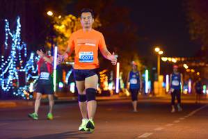 BIB: 40077
                            <button type="button" onclick="openModal(13896662)" class="btn btn-primary btn-sm float-right btn-popup" data-toggle="modal" data-target=".modal-high-quality">
                        <i class="fas fa-shopping-cart"></i> Add to Cart
                    </button>
                                            <button type="button" onclick="isThisMe(13896662, true)" class="btn btn-success btn-sm float-right btn-popup btn-isme hidden" data-toggle="tooltip" data-placement="bottom" title="นี่คือรูปของคุณใช่ไหม คลิกที่นี่เพื่อเอาเข้าอัลบั้ม">
                        <i class="fas fa-plus"></i> Add to album
                    </button>
                    <button type="button" onclick="isThisMe(13896662, false)" class="btn btn-warning btn-sm float-right btn-popup btn-isnotme hidden">
                        <i class="fas fa-ban"></i> Remove from album
                    </button>