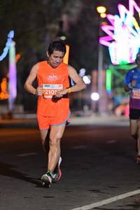 BIB: 2101
                            <button type="button" onclick="openModal(13974203)" class="btn btn-primary btn-sm float-right btn-popup" data-toggle="modal" data-target=".modal-high-quality">
                        <i class="fas fa-shopping-cart"></i> Add to Cart
                    </button>
                                            <button type="button" onclick="isThisMe(13974203, true)" class="btn btn-success btn-sm float-right btn-popup btn-isme hidden" data-toggle="tooltip" data-placement="bottom" title="นี่คือรูปของคุณใช่ไหม คลิกที่นี่เพื่อเอาเข้าอัลบั้ม">
                        <i class="fas fa-plus"></i> Add to album
                    </button>
                    <button type="button" onclick="isThisMe(13974203, false)" class="btn btn-warning btn-sm float-right btn-popup btn-isnotme hidden">
                        <i class="fas fa-ban"></i> Remove from album
                    </button>