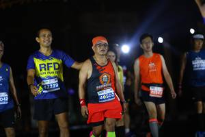 BIB: 42239, 042, 40502, 25343
                            <button type="button" onclick="openModal(14563382)" class="btn btn-primary btn-sm float-right btn-popup" data-toggle="modal" data-target=".modal-high-quality">
                        <i class="fas fa-shopping-cart"></i> Add to Cart
                    </button>
                                            <button type="button" onclick="isThisMe(14563382, true)" class="btn btn-success btn-sm float-right btn-popup btn-isme hidden" data-toggle="tooltip" data-placement="bottom" title="นี่คือรูปของคุณใช่ไหม คลิกที่นี่เพื่อเอาเข้าอัลบั้ม">
                        <i class="fas fa-plus"></i> Add to album
                    </button>
                    <button type="button" onclick="isThisMe(14563382, false)" class="btn btn-warning btn-sm float-right btn-popup btn-isnotme hidden">
                        <i class="fas fa-ban"></i> Remove from album
                    </button>