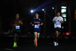 BIB: 46625, 46007, 45095
                            <button type="button" onclick="openModal(14557864)" class="btn btn-primary btn-sm float-right btn-popup" data-toggle="modal" data-target=".modal-high-quality">
                        <i class="fas fa-shopping-cart"></i> Add to Cart
                    </button>
                                            <button type="button" onclick="isThisMe(14557864, true)" class="btn btn-success btn-sm float-right btn-popup btn-isme hidden" data-toggle="tooltip" data-placement="bottom" title="นี่คือรูปของคุณใช่ไหม คลิกที่นี่เพื่อเอาเข้าอัลบั้ม">
                        <i class="fas fa-plus"></i> Add to album
                    </button>
                    <button type="button" onclick="isThisMe(14557864, false)" class="btn btn-warning btn-sm float-right btn-popup btn-isnotme hidden">
                        <i class="fas fa-ban"></i> Remove from album
                    </button>