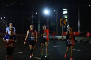 BIB: 6490, 41131, 934, 40035
                            <button type="button" onclick="openModal(14576422)" class="btn btn-primary btn-sm float-right btn-popup" data-toggle="modal" data-target=".modal-high-quality">
                        <i class="fas fa-shopping-cart"></i> Add to Cart
                    </button>
                                            <button type="button" onclick="isThisMe(14576422, true)" class="btn btn-success btn-sm float-right btn-popup btn-isme hidden" data-toggle="tooltip" data-placement="bottom" title="นี่คือรูปของคุณใช่ไหม คลิกที่นี่เพื่อเอาเข้าอัลบั้ม">
                        <i class="fas fa-plus"></i> Add to album
                    </button>
                    <button type="button" onclick="isThisMe(14576422, false)" class="btn btn-warning btn-sm float-right btn-popup btn-isnotme hidden">
                        <i class="fas fa-ban"></i> Remove from album
                    </button>
