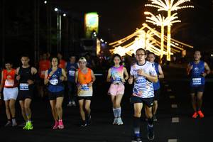 BIB: 120, 91220, 7974, 40580, 40694, 44766, 7269
                            <button type="button" onclick="openModal(14502153)" class="btn btn-primary btn-sm float-right btn-popup" data-toggle="modal" data-target=".modal-high-quality">
                        <i class="fas fa-shopping-cart"></i> Add to Cart
                    </button>
                                            <button type="button" onclick="isThisMe(14502153, true)" class="btn btn-success btn-sm float-right btn-popup btn-isme hidden" data-toggle="tooltip" data-placement="bottom" title="นี่คือรูปของคุณใช่ไหม คลิกที่นี่เพื่อเอาเข้าอัลบั้ม">
                        <i class="fas fa-plus"></i> Add to album
                    </button>
                    <button type="button" onclick="isThisMe(14502153, false)" class="btn btn-warning btn-sm float-right btn-popup btn-isnotme hidden">
                        <i class="fas fa-ban"></i> Remove from album
                    </button>