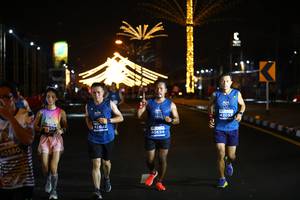 BIB: 4205, 42602, 40694, 40580
                            <button type="button" onclick="openModal(14502279)" class="btn btn-primary btn-sm float-right btn-popup" data-toggle="modal" data-target=".modal-high-quality">
                        <i class="fas fa-shopping-cart"></i> Add to Cart
                    </button>
                                            <button type="button" onclick="isThisMe(14502279, true)" class="btn btn-success btn-sm float-right btn-popup btn-isme hidden" data-toggle="tooltip" data-placement="bottom" title="นี่คือรูปของคุณใช่ไหม คลิกที่นี่เพื่อเอาเข้าอัลบั้ม">
                        <i class="fas fa-plus"></i> Add to album
                    </button>
                    <button type="button" onclick="isThisMe(14502279, false)" class="btn btn-warning btn-sm float-right btn-popup btn-isnotme hidden">
                        <i class="fas fa-ban"></i> Remove from album
                    </button>