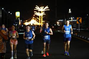 BIB: 42053, 40694, 14260
                            <button type="button" onclick="openModal(14502258)" class="btn btn-primary btn-sm float-right btn-popup" data-toggle="modal" data-target=".modal-high-quality">
                        <i class="fas fa-shopping-cart"></i> Add to Cart
                    </button>
                                            <button type="button" onclick="isThisMe(14502258, true)" class="btn btn-success btn-sm float-right btn-popup btn-isme hidden" data-toggle="tooltip" data-placement="bottom" title="นี่คือรูปของคุณใช่ไหม คลิกที่นี่เพื่อเอาเข้าอัลบั้ม">
                        <i class="fas fa-plus"></i> Add to album
                    </button>
                    <button type="button" onclick="isThisMe(14502258, false)" class="btn btn-warning btn-sm float-right btn-popup btn-isnotme hidden">
                        <i class="fas fa-ban"></i> Remove from album
                    </button>