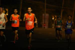 BIB: 195, 159, 40086, 21986
                            <button type="button" onclick="openModal(14735793)" class="btn btn-primary btn-sm float-right btn-popup" data-toggle="modal" data-target=".modal-high-quality">
                        <i class="fas fa-shopping-cart"></i> Add to Cart
                    </button>
                                            <button type="button" onclick="isThisMe(14735793, true)" class="btn btn-success btn-sm float-right btn-popup btn-isme hidden" data-toggle="tooltip" data-placement="bottom" title="นี่คือรูปของคุณใช่ไหม คลิกที่นี่เพื่อเอาเข้าอัลบั้ม">
                        <i class="fas fa-plus"></i> Add to album
                    </button>
                    <button type="button" onclick="isThisMe(14735793, false)" class="btn btn-warning btn-sm float-right btn-popup btn-isnotme hidden">
                        <i class="fas fa-ban"></i> Remove from album
                    </button>