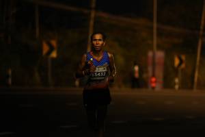 BIB: 5432
                            <button type="button" onclick="openModal(14721828)" class="btn btn-primary btn-sm float-right btn-popup" data-toggle="modal" data-target=".modal-high-quality">
                        <i class="fas fa-shopping-cart"></i> Add to Cart
                    </button>
                                            <button type="button" onclick="isThisMe(14721828, true)" class="btn btn-success btn-sm float-right btn-popup btn-isme hidden" data-toggle="tooltip" data-placement="bottom" title="นี่คือรูปของคุณใช่ไหม คลิกที่นี่เพื่อเอาเข้าอัลบั้ม">
                        <i class="fas fa-plus"></i> Add to album
                    </button>
                    <button type="button" onclick="isThisMe(14721828, false)" class="btn btn-warning btn-sm float-right btn-popup btn-isnotme hidden">
                        <i class="fas fa-ban"></i> Remove from album
                    </button>