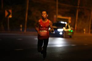 BIB: 22022
                            <button type="button" onclick="openModal(14724540)" class="btn btn-primary btn-sm float-right btn-popup" data-toggle="modal" data-target=".modal-high-quality">
                        <i class="fas fa-shopping-cart"></i> Add to Cart
                    </button>
                                            <button type="button" onclick="isThisMe(14724540, true)" class="btn btn-success btn-sm float-right btn-popup btn-isme hidden" data-toggle="tooltip" data-placement="bottom" title="นี่คือรูปของคุณใช่ไหม คลิกที่นี่เพื่อเอาเข้าอัลบั้ม">
                        <i class="fas fa-plus"></i> Add to album
                    </button>
                    <button type="button" onclick="isThisMe(14724540, false)" class="btn btn-warning btn-sm float-right btn-popup btn-isnotme hidden">
                        <i class="fas fa-ban"></i> Remove from album
                    </button>