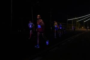 BIB: 0998
                            <button type="button" onclick="openModal(15530978)" class="btn btn-primary btn-sm float-right btn-popup" data-toggle="modal" data-target=".modal-high-quality">
                        <i class="fas fa-shopping-cart"></i> Add to Cart
                    </button>
                                            <button type="button" onclick="isThisMe(15530978, true)" class="btn btn-success btn-sm float-right btn-popup btn-isme hidden" data-toggle="tooltip" data-placement="bottom" title="นี่คือรูปของคุณใช่ไหม คลิกที่นี่เพื่อเอาเข้าอัลบั้ม">
                        <i class="fas fa-plus"></i> Add to album
                    </button>
                    <button type="button" onclick="isThisMe(15530978, false)" class="btn btn-warning btn-sm float-right btn-popup btn-isnotme hidden">
                        <i class="fas fa-ban"></i> Remove from album
                    </button>