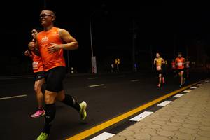 BIB: 324
                            <button type="button" onclick="openModal(15531434)" class="btn btn-primary btn-sm float-right btn-popup" data-toggle="modal" data-target=".modal-high-quality">
                        <i class="fas fa-shopping-cart"></i> Add to Cart
                    </button>
                                            <button type="button" onclick="isThisMe(15531434, true)" class="btn btn-success btn-sm float-right btn-popup btn-isme hidden" data-toggle="tooltip" data-placement="bottom" title="นี่คือรูปของคุณใช่ไหม คลิกที่นี่เพื่อเอาเข้าอัลบั้ม">
                        <i class="fas fa-plus"></i> Add to album
                    </button>
                    <button type="button" onclick="isThisMe(15531434, false)" class="btn btn-warning btn-sm float-right btn-popup btn-isnotme hidden">
                        <i class="fas fa-ban"></i> Remove from album
                    </button>