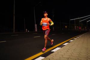 BIB: 41610
                            <button type="button" onclick="openModal(15531316)" class="btn btn-primary btn-sm float-right btn-popup" data-toggle="modal" data-target=".modal-high-quality">
                        <i class="fas fa-shopping-cart"></i> Add to Cart
                    </button>
                                            <button type="button" onclick="isThisMe(15531316, true)" class="btn btn-success btn-sm float-right btn-popup btn-isme hidden" data-toggle="tooltip" data-placement="bottom" title="นี่คือรูปของคุณใช่ไหม คลิกที่นี่เพื่อเอาเข้าอัลบั้ม">
                        <i class="fas fa-plus"></i> Add to album
                    </button>
                    <button type="button" onclick="isThisMe(15531316, false)" class="btn btn-warning btn-sm float-right btn-popup btn-isnotme hidden">
                        <i class="fas fa-ban"></i> Remove from album
                    </button>