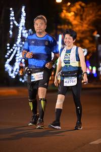 BIB: 40189, 42760
                            <button type="button" onclick="openModal(13736886)" class="btn btn-primary btn-sm float-right btn-popup" data-toggle="modal" data-target=".modal-high-quality">
                        <i class="fas fa-shopping-cart"></i> Add to Cart
                    </button>
                                            <button type="button" onclick="isThisMe(13736886, true)" class="btn btn-success btn-sm float-right btn-popup btn-isme hidden" data-toggle="tooltip" data-placement="bottom" title="นี่คือรูปของคุณใช่ไหม คลิกที่นี่เพื่อเอาเข้าอัลบั้ม">
                        <i class="fas fa-plus"></i> Add to album
                    </button>
                    <button type="button" onclick="isThisMe(13736886, false)" class="btn btn-warning btn-sm float-right btn-popup btn-isnotme hidden">
                        <i class="fas fa-ban"></i> Remove from album
                    </button>