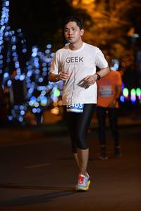 BIB: 3405
                            <button type="button" onclick="openModal(13757588)" class="btn btn-primary btn-sm float-right btn-popup" data-toggle="modal" data-target=".modal-high-quality">
                        <i class="fas fa-shopping-cart"></i> Add to Cart
                    </button>
                                            <button type="button" onclick="isThisMe(13757588, true)" class="btn btn-success btn-sm float-right btn-popup btn-isme hidden" data-toggle="tooltip" data-placement="bottom" title="นี่คือรูปของคุณใช่ไหม คลิกที่นี่เพื่อเอาเข้าอัลบั้ม">
                        <i class="fas fa-plus"></i> Add to album
                    </button>
                    <button type="button" onclick="isThisMe(13757588, false)" class="btn btn-warning btn-sm float-right btn-popup btn-isnotme hidden">
                        <i class="fas fa-ban"></i> Remove from album
                    </button>