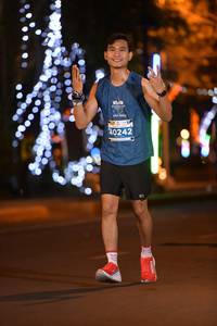 BIB: 201, 40242
                            <button type="button" onclick="openModal(13747811)" class="btn btn-primary btn-sm float-right btn-popup" data-toggle="modal" data-target=".modal-high-quality">
                        <i class="fas fa-shopping-cart"></i> Add to Cart
                    </button>
                                            <button type="button" onclick="isThisMe(13747811, true)" class="btn btn-success btn-sm float-right btn-popup btn-isme hidden" data-toggle="tooltip" data-placement="bottom" title="นี่คือรูปของคุณใช่ไหม คลิกที่นี่เพื่อเอาเข้าอัลบั้ม">
                        <i class="fas fa-plus"></i> Add to album
                    </button>
                    <button type="button" onclick="isThisMe(13747811, false)" class="btn btn-warning btn-sm float-right btn-popup btn-isnotme hidden">
                        <i class="fas fa-ban"></i> Remove from album
                    </button>