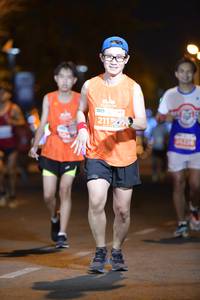 BIB: 2113
                            <button type="button" onclick="openModal(13809213)" class="btn btn-primary btn-sm float-right btn-popup" data-toggle="modal" data-target=".modal-high-quality">
                        <i class="fas fa-shopping-cart"></i> Add to Cart
                    </button>
                                            <button type="button" onclick="isThisMe(13809213, true)" class="btn btn-success btn-sm float-right btn-popup btn-isme hidden" data-toggle="tooltip" data-placement="bottom" title="นี่คือรูปของคุณใช่ไหม คลิกที่นี่เพื่อเอาเข้าอัลบั้ม">
                        <i class="fas fa-plus"></i> Add to album
                    </button>
                    <button type="button" onclick="isThisMe(13809213, false)" class="btn btn-warning btn-sm float-right btn-popup btn-isnotme hidden">
                        <i class="fas fa-ban"></i> Remove from album
                    </button>