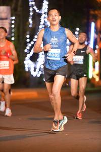 BIB: 621, 46085
                            <button type="button" onclick="openModal(13811426)" class="btn btn-primary btn-sm float-right btn-popup" data-toggle="modal" data-target=".modal-high-quality">
                        <i class="fas fa-shopping-cart"></i> Add to Cart
                    </button>
                                            <button type="button" onclick="isThisMe(13811426, true)" class="btn btn-success btn-sm float-right btn-popup btn-isme hidden" data-toggle="tooltip" data-placement="bottom" title="นี่คือรูปของคุณใช่ไหม คลิกที่นี่เพื่อเอาเข้าอัลบั้ม">
                        <i class="fas fa-plus"></i> Add to album
                    </button>
                    <button type="button" onclick="isThisMe(13811426, false)" class="btn btn-warning btn-sm float-right btn-popup btn-isnotme hidden">
                        <i class="fas fa-ban"></i> Remove from album
                    </button>