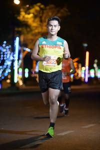 BIB: 050
                            <button type="button" onclick="openModal(13882758)" class="btn btn-primary btn-sm float-right btn-popup" data-toggle="modal" data-target=".modal-high-quality">
                        <i class="fas fa-shopping-cart"></i> Add to Cart
                    </button>
                                            <button type="button" onclick="isThisMe(13882758, true)" class="btn btn-success btn-sm float-right btn-popup btn-isme hidden" data-toggle="tooltip" data-placement="bottom" title="นี่คือรูปของคุณใช่ไหม คลิกที่นี่เพื่อเอาเข้าอัลบั้ม">
                        <i class="fas fa-plus"></i> Add to album
                    </button>
                    <button type="button" onclick="isThisMe(13882758, false)" class="btn btn-warning btn-sm float-right btn-popup btn-isnotme hidden">
                        <i class="fas fa-ban"></i> Remove from album
                    </button>