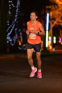 BIB: 21971
                            <button type="button" onclick="openModal(13896043)" class="btn btn-primary btn-sm float-right btn-popup" data-toggle="modal" data-target=".modal-high-quality">
                        <i class="fas fa-shopping-cart"></i> Add to Cart
                    </button>
                                            <button type="button" onclick="isThisMe(13896043, true)" class="btn btn-success btn-sm float-right btn-popup btn-isme hidden" data-toggle="tooltip" data-placement="bottom" title="นี่คือรูปของคุณใช่ไหม คลิกที่นี่เพื่อเอาเข้าอัลบั้ม">
                        <i class="fas fa-plus"></i> Add to album
                    </button>
                    <button type="button" onclick="isThisMe(13896043, false)" class="btn btn-warning btn-sm float-right btn-popup btn-isnotme hidden">
                        <i class="fas fa-ban"></i> Remove from album
                    </button>