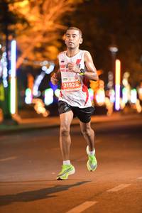 BIB: 21928
                            <button type="button" onclick="openModal(13907594)" class="btn btn-primary btn-sm float-right btn-popup" data-toggle="modal" data-target=".modal-high-quality">
                        <i class="fas fa-shopping-cart"></i> Add to Cart
                    </button>
                                            <button type="button" onclick="isThisMe(13907594, true)" class="btn btn-success btn-sm float-right btn-popup btn-isme hidden" data-toggle="tooltip" data-placement="bottom" title="นี่คือรูปของคุณใช่ไหม คลิกที่นี่เพื่อเอาเข้าอัลบั้ม">
                        <i class="fas fa-plus"></i> Add to album
                    </button>
                    <button type="button" onclick="isThisMe(13907594, false)" class="btn btn-warning btn-sm float-right btn-popup btn-isnotme hidden">
                        <i class="fas fa-ban"></i> Remove from album
                    </button>