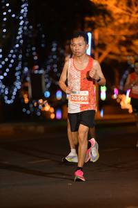 BIB: 20565
                            <button type="button" onclick="openModal(13899076)" class="btn btn-primary btn-sm float-right btn-popup" data-toggle="modal" data-target=".modal-high-quality">
                        <i class="fas fa-shopping-cart"></i> Add to Cart
                    </button>
                                            <button type="button" onclick="isThisMe(13899076, true)" class="btn btn-success btn-sm float-right btn-popup btn-isme hidden" data-toggle="tooltip" data-placement="bottom" title="นี่คือรูปของคุณใช่ไหม คลิกที่นี่เพื่อเอาเข้าอัลบั้ม">
                        <i class="fas fa-plus"></i> Add to album
                    </button>
                    <button type="button" onclick="isThisMe(13899076, false)" class="btn btn-warning btn-sm float-right btn-popup btn-isnotme hidden">
                        <i class="fas fa-ban"></i> Remove from album
                    </button>