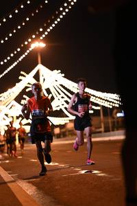 BIB: 992
                            <button type="button" onclick="openModal(14521031)" class="btn btn-primary btn-sm float-right btn-popup" data-toggle="modal" data-target=".modal-high-quality">
                        <i class="fas fa-shopping-cart"></i> Add to Cart
                    </button>
                                            <button type="button" onclick="isThisMe(14521031, true)" class="btn btn-success btn-sm float-right btn-popup btn-isme hidden" data-toggle="tooltip" data-placement="bottom" title="นี่คือรูปของคุณใช่ไหม คลิกที่นี่เพื่อเอาเข้าอัลบั้ม">
                        <i class="fas fa-plus"></i> Add to album
                    </button>
                    <button type="button" onclick="isThisMe(14521031, false)" class="btn btn-warning btn-sm float-right btn-popup btn-isnotme hidden">
                        <i class="fas fa-ban"></i> Remove from album
                    </button>