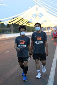 BIB: 
                            <button type="button" onclick="openModal(14391259)" class="btn btn-primary btn-sm float-right btn-popup" data-toggle="modal" data-target=".modal-high-quality">
                        <i class="fas fa-shopping-cart"></i> Add to Cart
                    </button>
                                            <button type="button" onclick="isThisMe(14391259, true)" class="btn btn-success btn-sm float-right btn-popup btn-isme hidden" data-toggle="tooltip" data-placement="bottom" title="นี่คือรูปของคุณใช่ไหม คลิกที่นี่เพื่อเอาเข้าอัลบั้ม">
                        <i class="fas fa-plus"></i> Add to album
                    </button>
                    <button type="button" onclick="isThisMe(14391259, false)" class="btn btn-warning btn-sm float-right btn-popup btn-isnotme hidden">
                        <i class="fas fa-ban"></i> Remove from album
                    </button>