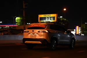 BIB: 100, 5690
                            <button type="button" onclick="openModal(14404860)" class="btn btn-primary btn-sm float-right btn-popup" data-toggle="modal" data-target=".modal-high-quality">
                        <i class="fas fa-shopping-cart"></i> Add to Cart
                    </button>
                                            <button type="button" onclick="isThisMe(14404860, true)" class="btn btn-success btn-sm float-right btn-popup btn-isme hidden" data-toggle="tooltip" data-placement="bottom" title="นี่คือรูปของคุณใช่ไหม คลิกที่นี่เพื่อเอาเข้าอัลบั้ม">
                        <i class="fas fa-plus"></i> Add to album
                    </button>
                    <button type="button" onclick="isThisMe(14404860, false)" class="btn btn-warning btn-sm float-right btn-popup btn-isnotme hidden">
                        <i class="fas fa-ban"></i> Remove from album
                    </button>